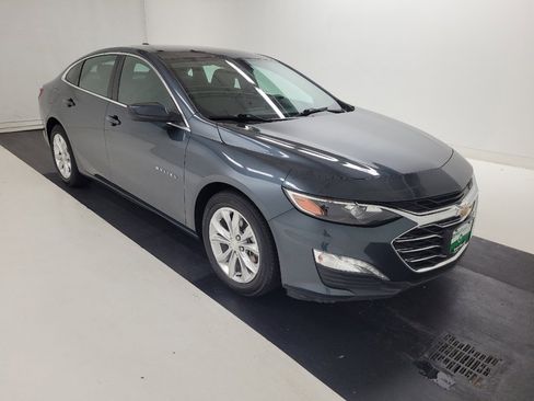 Used 2020 Chevrolet Malibu LT FWD image 13