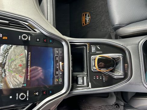 Certified 2025 Subaru Outback Wilderness image 26