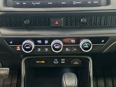 Used 2023 Honda CR-V EX image 22