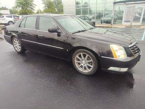 Used 2007 Cadillac DTS Performance FWD image 4