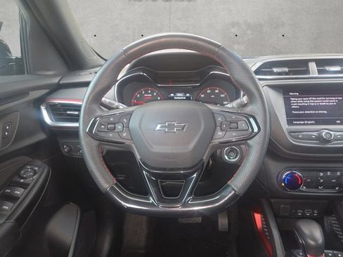Used 2023 Chevrolet TrailBlazer RS FWD image 21