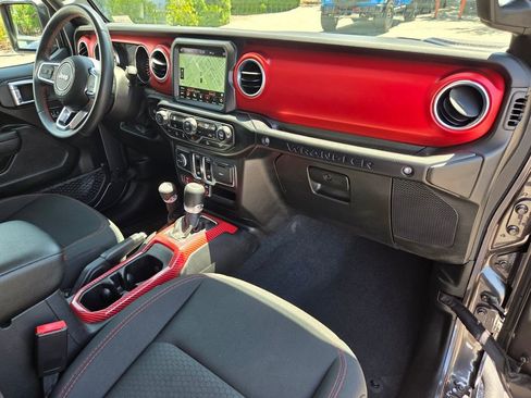 Certified 2022 Jeep Wrangler Rubicon AWD/4WD image 17