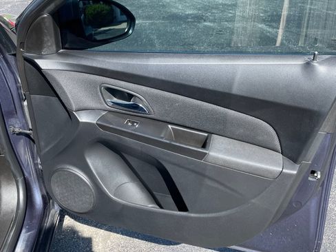 Used 2013 Chevrolet Cruze LT FWD image 22