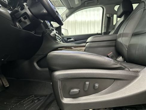 Used 2020 Chevrolet Tahoe LT AWD/4WD image 17