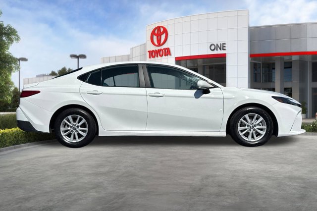 Certified 2025 Toyota Camry LE FWD image 3