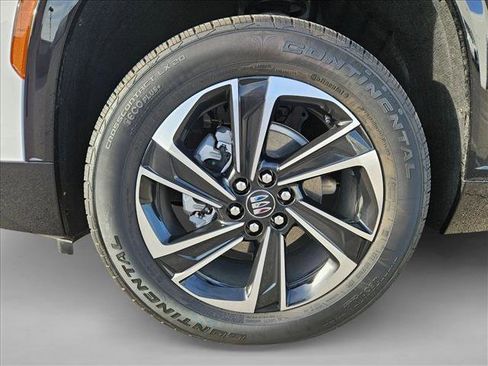 Used 2025 Buick Enclave Sport Touring image 10