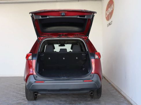 Used 2020 Toyota RAV4 LE w/ Carpet Mat Package FWD image 5