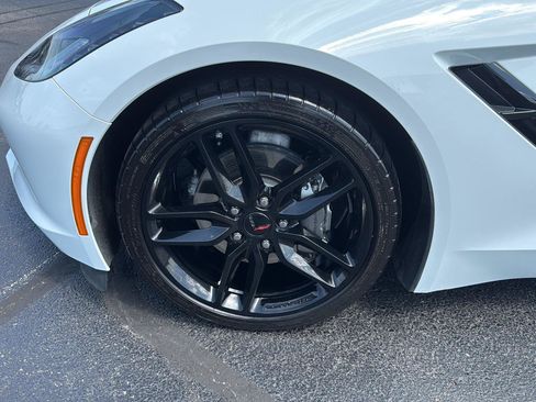 Used 2019 Chevrolet Corvette Stingray Coupe w/ Battery Protection Package RWD image 29