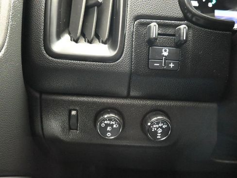 Used 2022 Chevrolet Colorado ZR2 w/ Colorado ZR2 Bison Edition image 25