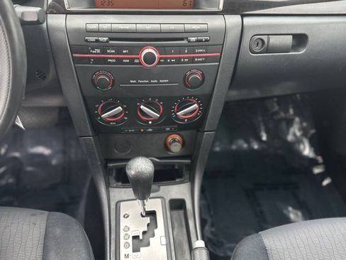 Used 2008 MAZDA MAZDA3 i Touring FWD image 17