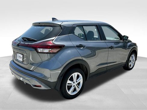 New 2025 Nissan Kicks Play S image 7