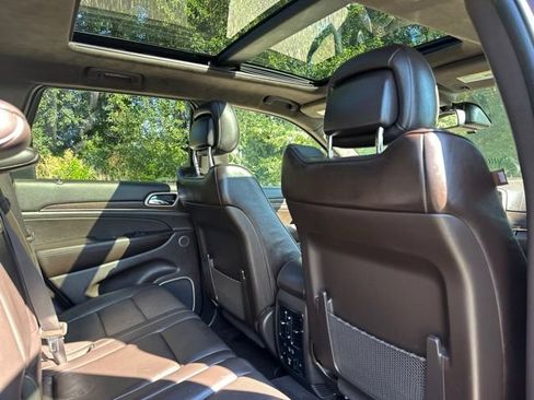 Used 2014 Jeep Grand Cherokee Summit AWD/4WD image 23