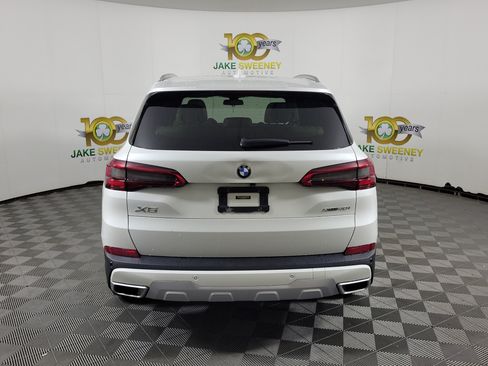 Used 2019 BMW X5 xDrive40i w/ Convenience Package AWD/4WD image 3