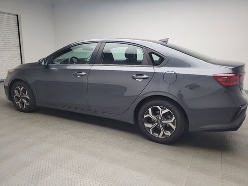 Used 2020 Kia Forte LXS FWD image 3