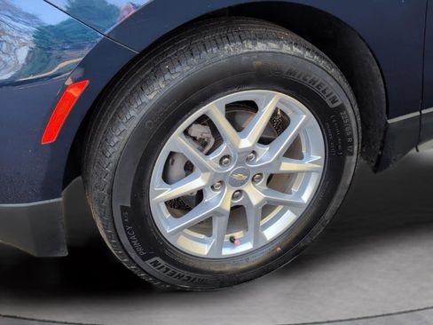 Used 2022 Chevrolet Equinox LT image 11