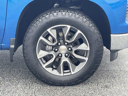 Used 2022 Chevrolet Silverado 1500 LT image 11