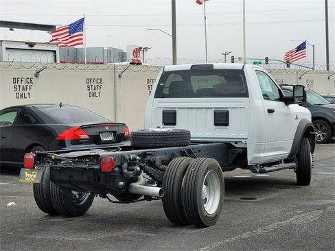 New 2026 RAM 5500 Tradesman w/ Chrome Appearance Group image 4
