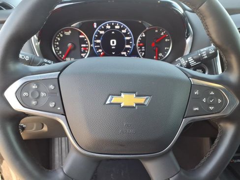 Used 2023 Chevrolet Traverse Premier AWD/4WD image 32