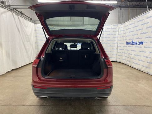 Used 2019 Volkswagen Tiguan SE image 11