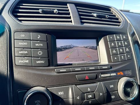 Used 2017 Ford Explorer 4WD image 18