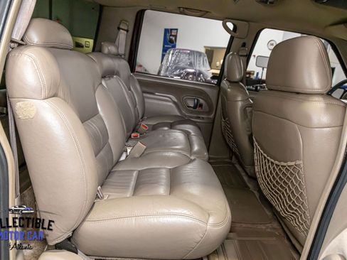 Used 1997 Chevrolet Suburban 2WD w/ Preferred Equipment Group 3 image 89