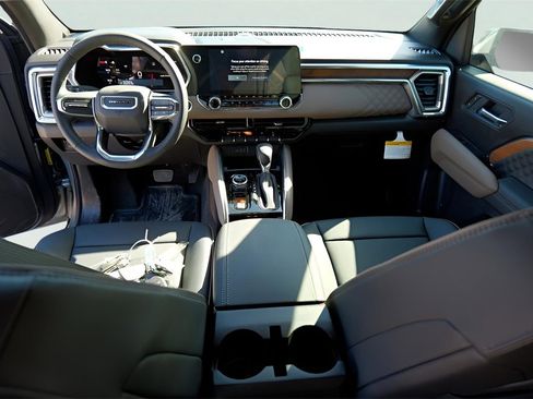 New 2026 GMC Canyon Denali image 24