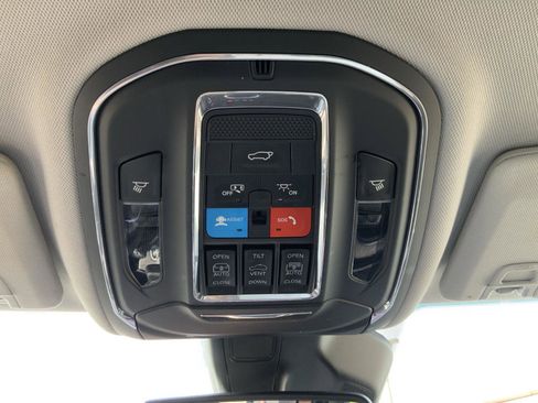 Used 2023 Jeep Grand Cherokee L Limited AWD/4WD image 54