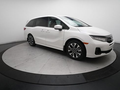 Certified 2026 Honda Odyssey Elite image 37