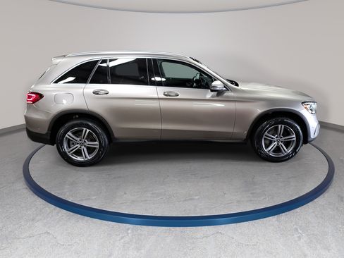 Certified 2022 Mercedes-Benz GLC 300 image 5