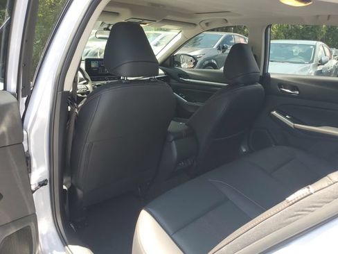 Certified 2025 Nissan Altima 2.5 SR w/ SR Premium Package FWD image 10