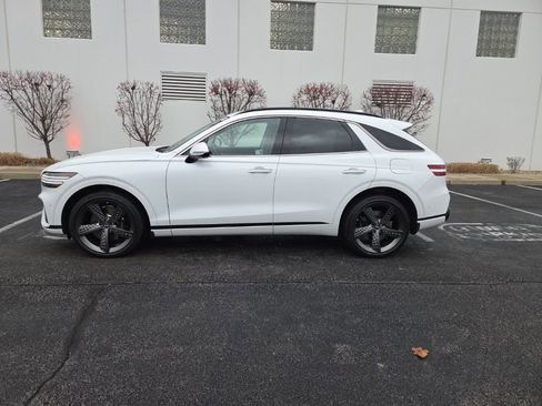 Used 2025 Genesis GV70 3.5T Sport w/ Sport Advanced Package image 5