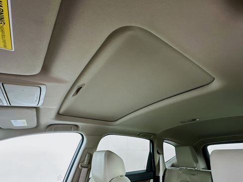 Used 2020 Honda CR-V Touring image 27