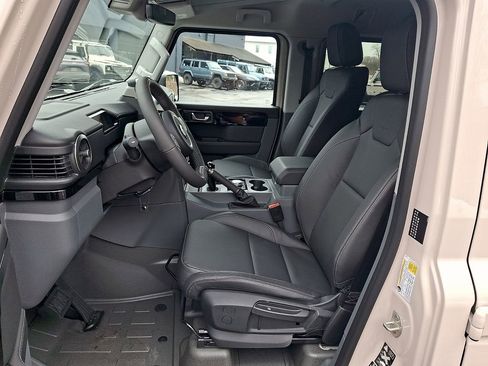 New 2026 INEOS Grenadier Fieldmaster Edition image 8