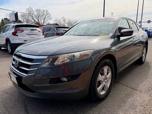 Used 2012 Honda Crosstour EX image 3