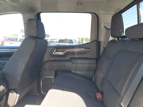 New 2026 GMC Sierra 1500 SLE w/ X31 Off-Road Package image 10