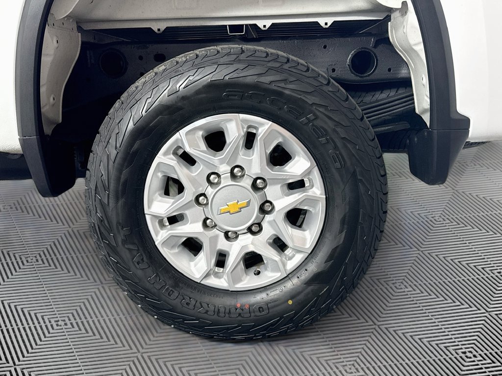 Used 2025 Chevrolet Silverado 2500 LT w/ All Star Edition AWD/4WD image 31
