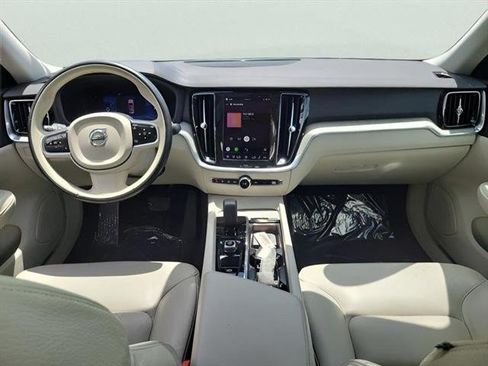 Used 2024 Volvo S60 B5 Plus FWD image 21