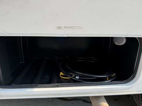 Used 2021 Ford E-450 and Econoline 450 Super Duty w/ Motorhome Prep Package RWD image 18