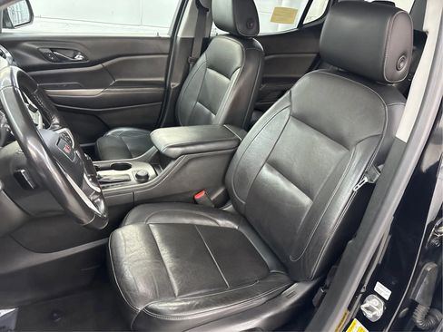 Used 2018 GMC Acadia SLT image 13