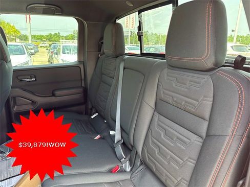 New 2025 Nissan Frontier PRO-4X w/ Pro Convenience Package image 7