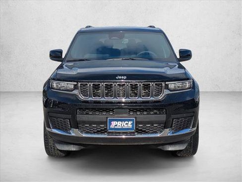 Used 2025 Jeep Grand Cherokee L Laredo w/ Luxury Tech Group I image 2