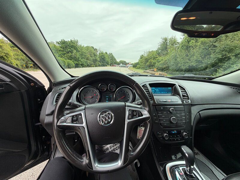 Used 2012 Buick Regal Leather FWD image 12