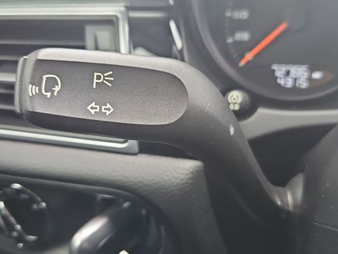 Used 2017 Porsche Macan S image 28