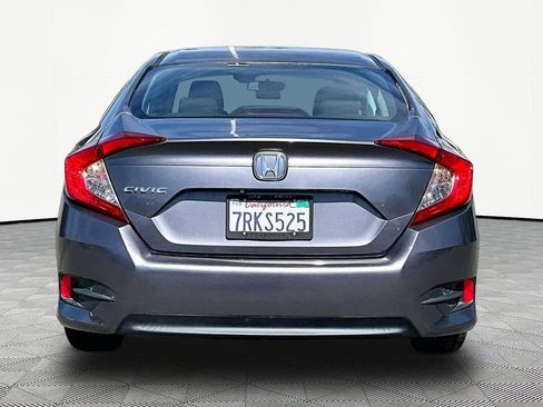 Used 2016 Honda Civic EX image 4