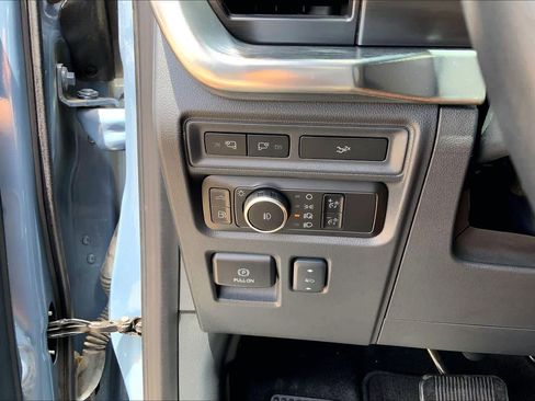 Certified 2023 Ford F150 Lariat AWD/4WD image 36