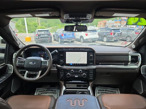 Used 2024 Ford F350 King Ranch AWD/4WD image 17
