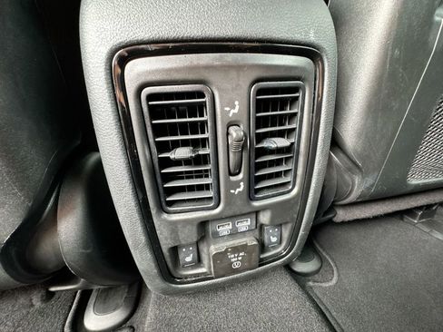 Used 2023 Dodge Durango R/T image 22