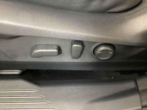 Used 2023 Subaru Outback Onyx Edition image 14