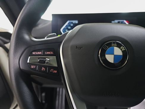 Used 2023 BMW 230i Coupe w/ Convenience Package RWD image 17