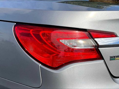 Used 2013 Chrysler 200 Touring image 30